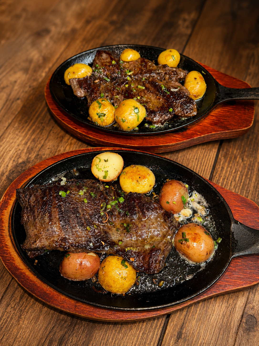 Plato de carne — Linda Azogueñita